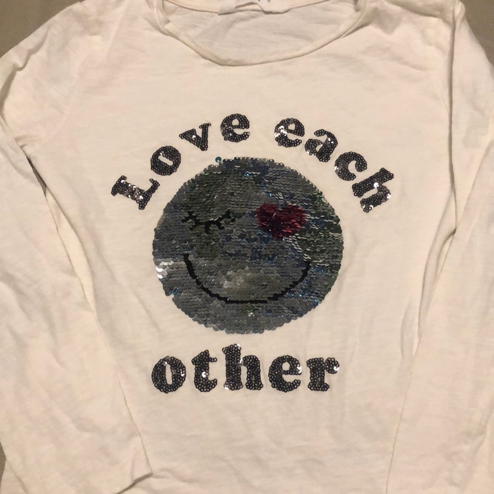 H&M Color changing sequence shirt